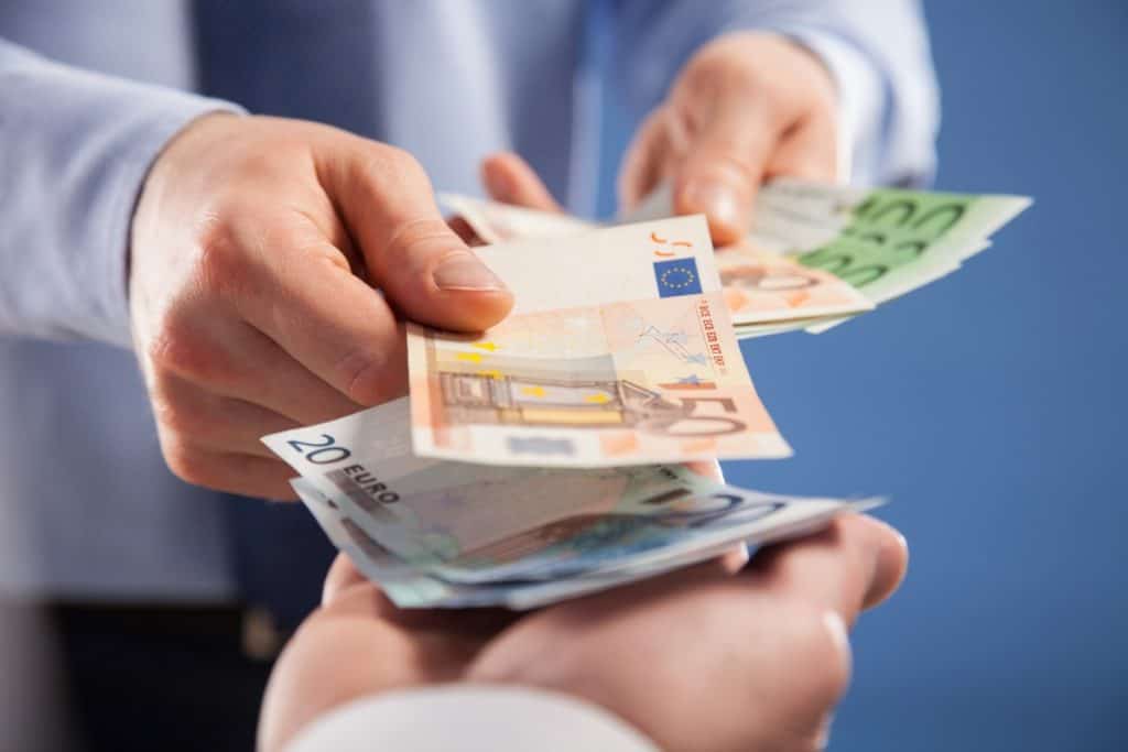 Kako male navike vode do velikih ušteda Kako male navike vode do velikih ušteda