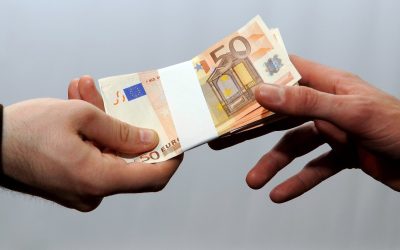 Kako pametno koristiti revolving kredite i izbjeći dugove
